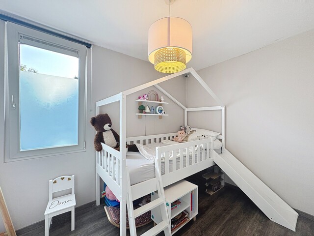 Instapklare stadswoning met 3 ruime slpk en zonnig terras! 12