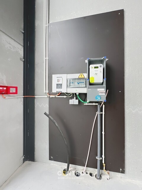 NB-magazijn van ± 275 m² incl. 3 parkeerplaatsen en moderne glaspartij in driehoek TIELT-DEINZE-WAREGEM ! 11