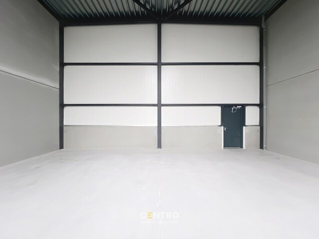 NB-magazijn van ± 275 m² (incl. 2 parkeerplaatsen!) en moderne glaspartij in driehoek TIELT-DEINZE-WAREGEM ! 8